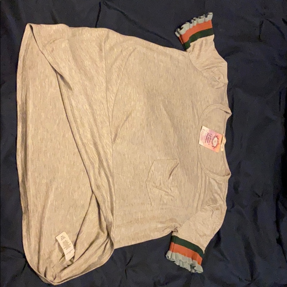 Sleeves top